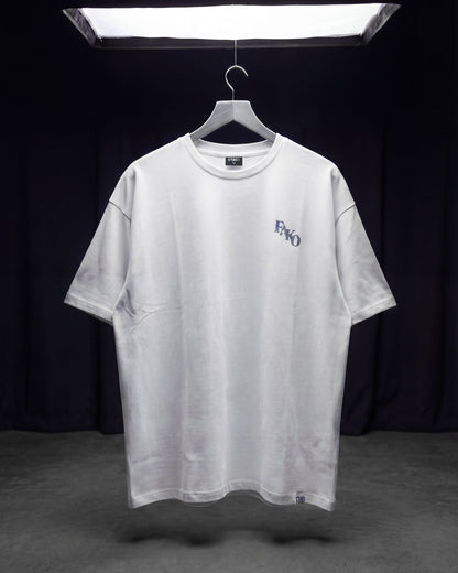 UC(C) Calligraphy T. WHITE (WOMEN)